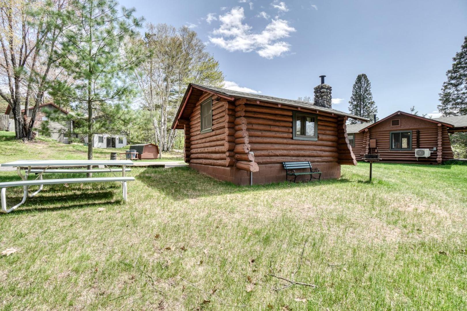 Edgewater Resort Iron Mountain Extérieur photo